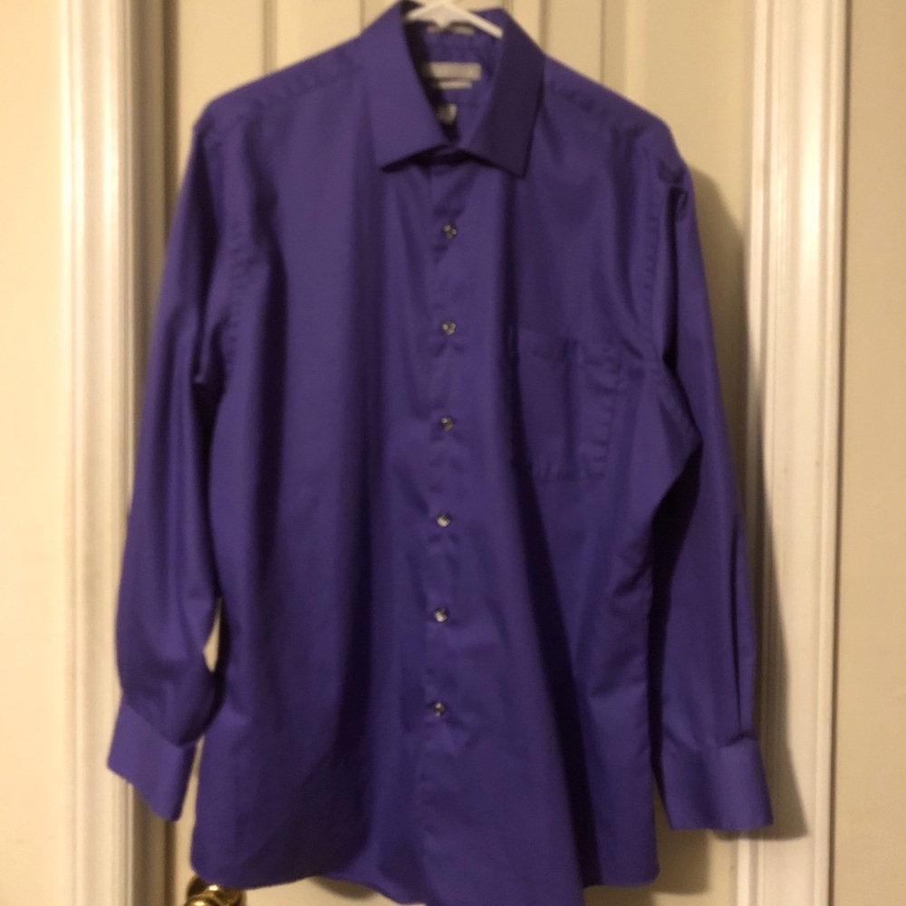 VanHeusen Men’s Fitted No-Iron LS Dress Shirt–Plum